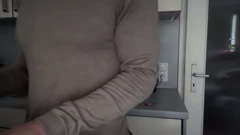 Snapshot of musclehair3 chatting on February 20, 2026, 11:22 am musclehair3 online show from February 20, 2026, 11:22 am