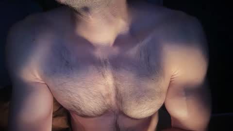 musclehair3 online show from May 17, 2026, 7:54 pm