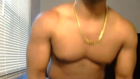 Snapshot of muscleman194 chatting on July 16, 2026, 10:38 pm Master94 online show from July 16, 2026, 10:38 pm