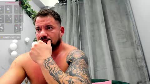 MuscleMonster31 online show from February 15, 2025, 8:11 am