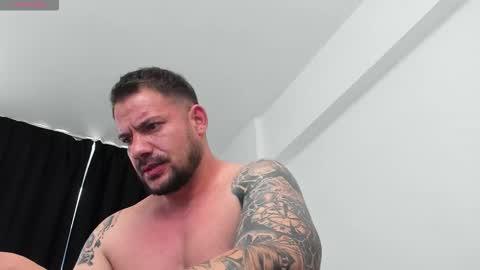 MuscleMonster31 online show from September 15, 2025, 1:11 pm