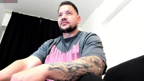 MuscleMonster31 online show from October 29, 2025, 6:26 am