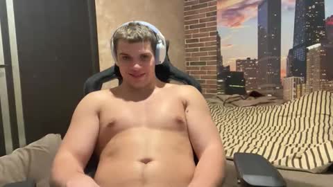 Snapshot of musclephantom chatting on November 15, 2025, 10:15 pm Egor online show from November 15, 2025, 10:15 pm