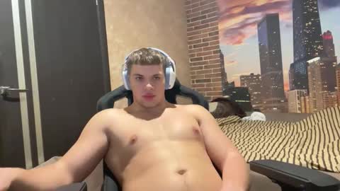 Snapshot of musclephantom chatting on November 29, 2025, 10:24 pm Egor online show from November 29, 2025, 10:24 pm