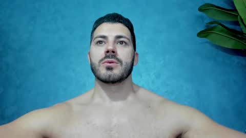 muscularmaster onlyfans online show from October 20, 2025, 9:48 pm