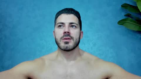 Snapshot of muscularmaster chatting on January 5, 2026, 5:38 pm muscularmaster onlyfans online show from January 5, 2026, 5:38 pm