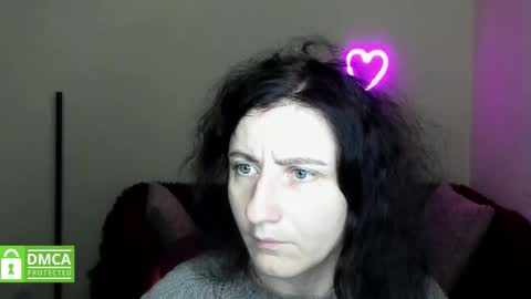 Jenya online show from October 13, 2025, 5:29 am