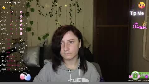 Snapshot of muse_kitty_jenia chatting on April 18, 2026, 7:07 pm Jenya online show from April 18, 2026, 7:07 pm
