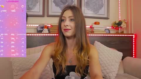 Snapshot of musedollx chatting on October 25, 2025, 6:46 pm Luna online show from October 25, 2025, 6:46 pm