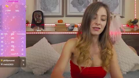 Snapshot of musedollx chatting on November 1, 2025, 8:00 pm Luna online show from November 1, 2025, 8:00 pm