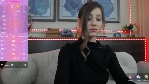 Snapshot of musedollx chatting on November 20, 2025, 8:30 pm Luna online show from November 20, 2025, 8:30 pm