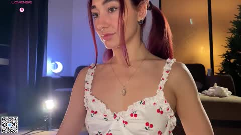 Snapshot of museleks chatting on December 23, 2025, 1:47 am Aleksa online show from December 23, 2025, 1:47 am