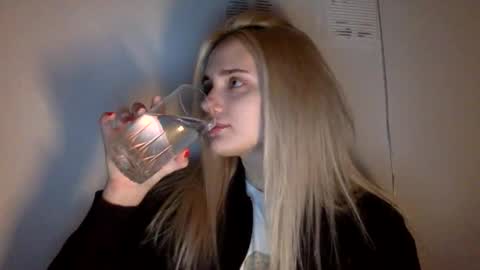 musescorner online show from February 10, 2026, 6:01 pm