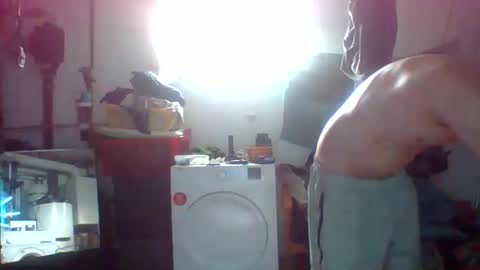 Snapshot of musikboy83 chatting on March 14, 2026, 9:04 am MusikBoy online show from March 14, 2026, 9:04 am