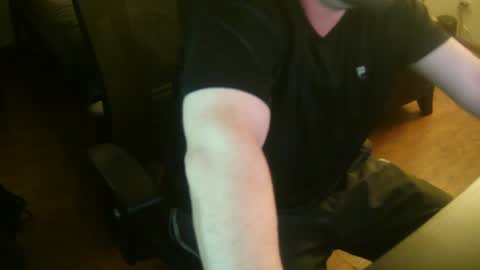 Snapshot of mustenjoyhead79 chatting on November 23, 2025, 7:46 pm mustenjoyhead79 online show from November 23, 2025, 7:46 pm