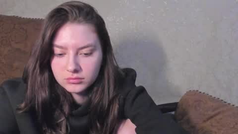 Snapshot of muur_muur chatting on March 6, 2026, 9:06 am muur_muur online show from March 6, 2026, 9:06 am