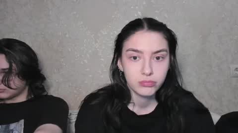 cute couple online show from April 20, 2026, 6:09 pm