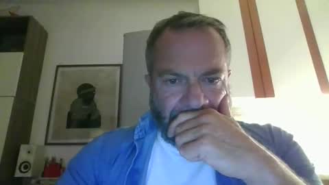 Snapshot of muzungu5 chatting on October 27, 2025, 6:12 pm muzungu5 online show from October 27, 2025, 6:12 pm