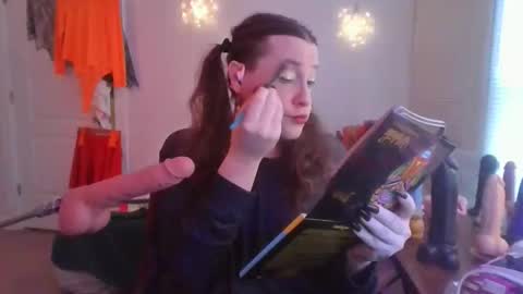 Snapshot of mxsissycharlotte chatting on January 7, 2026, 6:32 pm Mx Charlotte online show from January 7, 2026, 6:32 pm