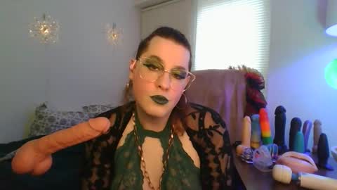 Snapshot of mxsissycharlotte chatting on March 11, 2026, 5:19 pm Mx Charlotte online show from March 11, 2026, 5:19 pm
