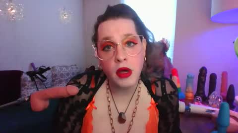 Snapshot of mxsissycharlotte chatting on April 3, 2026, 3:54 pm Mx Charlotte online show from April 3, 2026, 3:54 pm