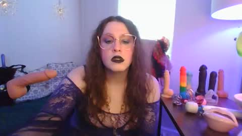 Snapshot of mxsissycharlotte chatting on April 6, 2026, 6:09 pm Mx Charlotte online show from April 6, 2026, 6:09 pm