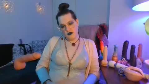 Snapshot of mxsissycharlotte chatting on April 9, 2026, 2:33 am Mx Charlotte online show from April 9, 2026, 2:33 am