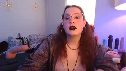 Snapshot of mxsissycharlotte chatting on April 15, 2026, 7:58 pm Mx Charlotte online show from April 15, 2026, 7:58 pm