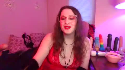 Snapshot of mxsissycharlotte chatting on April 20, 2026, 12:24 am Mx Charlotte online show from April 20, 2026, 12:24 am