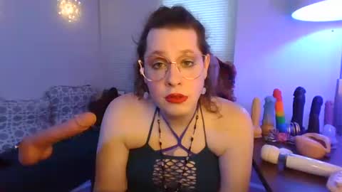 Snapshot of mxsissycharlotte chatting on April 21, 2026, 11:51 pm Mx Charlotte online show from April 21, 2026, 11:51 pm