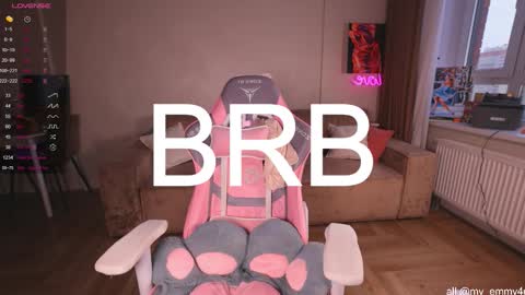 Snapshot of my_emmy chatting on November 7, 2025, 9:31 am Emmy online show from November 7, 2025, 9:31 am