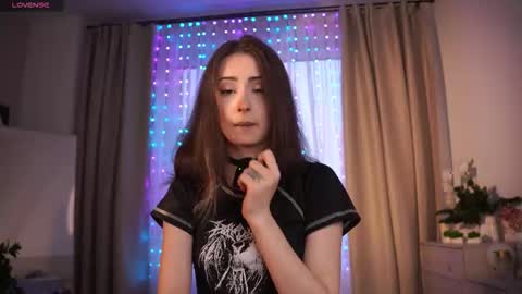 Snapshot of my_little_molly chatting on December 18, 2025, 12:11 pm Molly online show from December 18, 2025, 12:11 pm