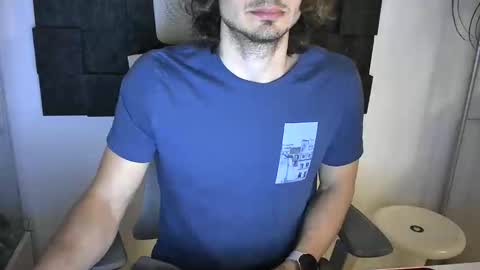 Snapshot of my_lovely_body chatting on March 4, 2026, 8:37 pm my_lovely_body online show from March 4, 2026, 8:37 pm