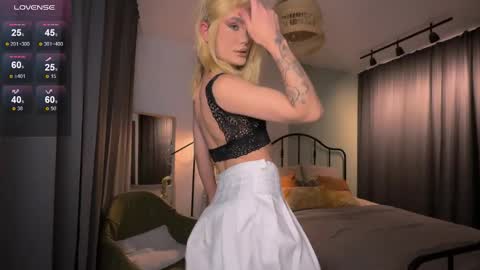 Sandra Muse online show from December 15, 2025, 12:53 pm