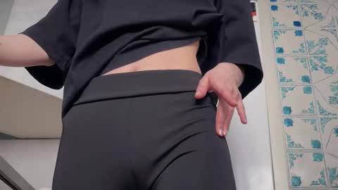 Snapshot of my_ninja_girl chatting on February 6, 2026, 11:57 am JIN online show from February 6, 2026, 11:57 am