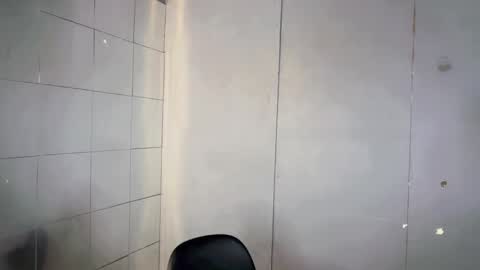 Serena online show from October 21, 2025, 6:47 am