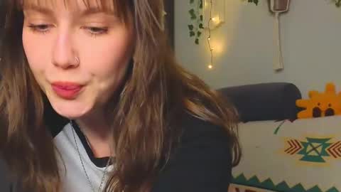 Snapshot of my_parisss chatting on December 15, 2024, 11:20 pm  PARIS   online show from December 15, 2024, 11:20 pm