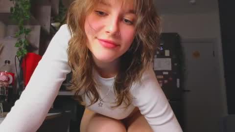 Snapshot of my_parisss chatting on December 18, 2024, 6:10 am  PARIS   online show from December 18, 2024, 6:10 am