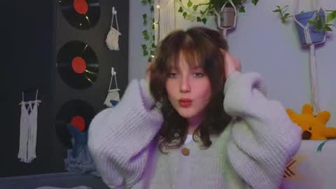 Snapshot of my_parisss chatting on December 23, 2024, 3:01 pm  PARIS   online show from December 23, 2024, 3:01 pm