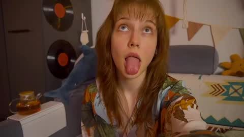 Snapshot of my_parisss chatting on March 12, 2025, 6:33 pm  PARIS   online show from March 12, 2025, 6:33 pm