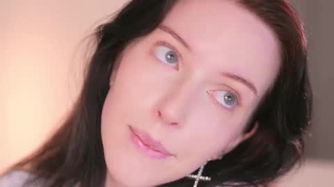 Snapshot of my_stella_ chatting on November 13, 2025, 5:01 pm STELLA online show from November 13, 2025, 5:01 pm