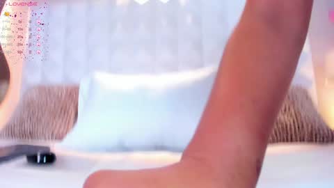 Snapshot of mya_evans chatting on December 19, 2024, 11:39 am Mariana Evans online show from December 19, 2024, 11:39 am