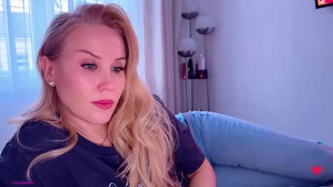 Mya-be Yours P online show from October 12, 2025, 5:12 pm