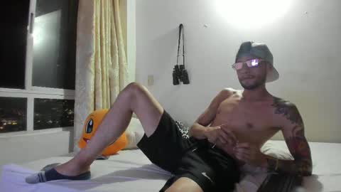 Snapshot of mybmx chatting on November 8, 2025, 4:12 am JUAN TORRES CREATURE online show from November 8, 2025, 4:12 am