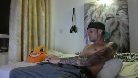 Snapshot of mybmx chatting on November 13, 2025, 3:16 am JUAN TORRES CREATURE online show from November 13, 2025, 3:16 am