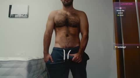 Juan  OF  myhairymacho online show from November 4, 2025, 4:39 pm