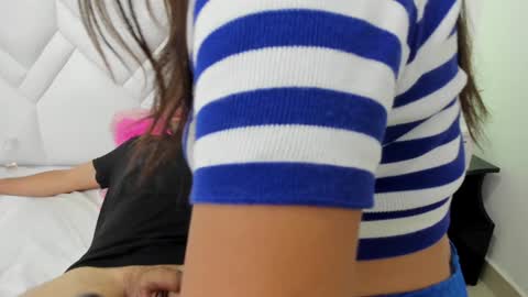 LINDA  AND EMILIO online show from February 8, 2025, 7:59 am