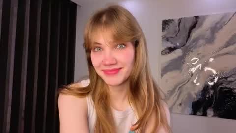 Snapshot of myismira chatting on December 23, 2025, 4:10 am Mira online show from December 23, 2025, 4:10 am