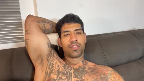 Myke esthetic online show from March 16, 2026, 5:44 am