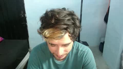 Snapshot of myke_xxx chatting on December 3, 2024, 12:49 pm mike online show from December 3, 2024, 12:49 pm